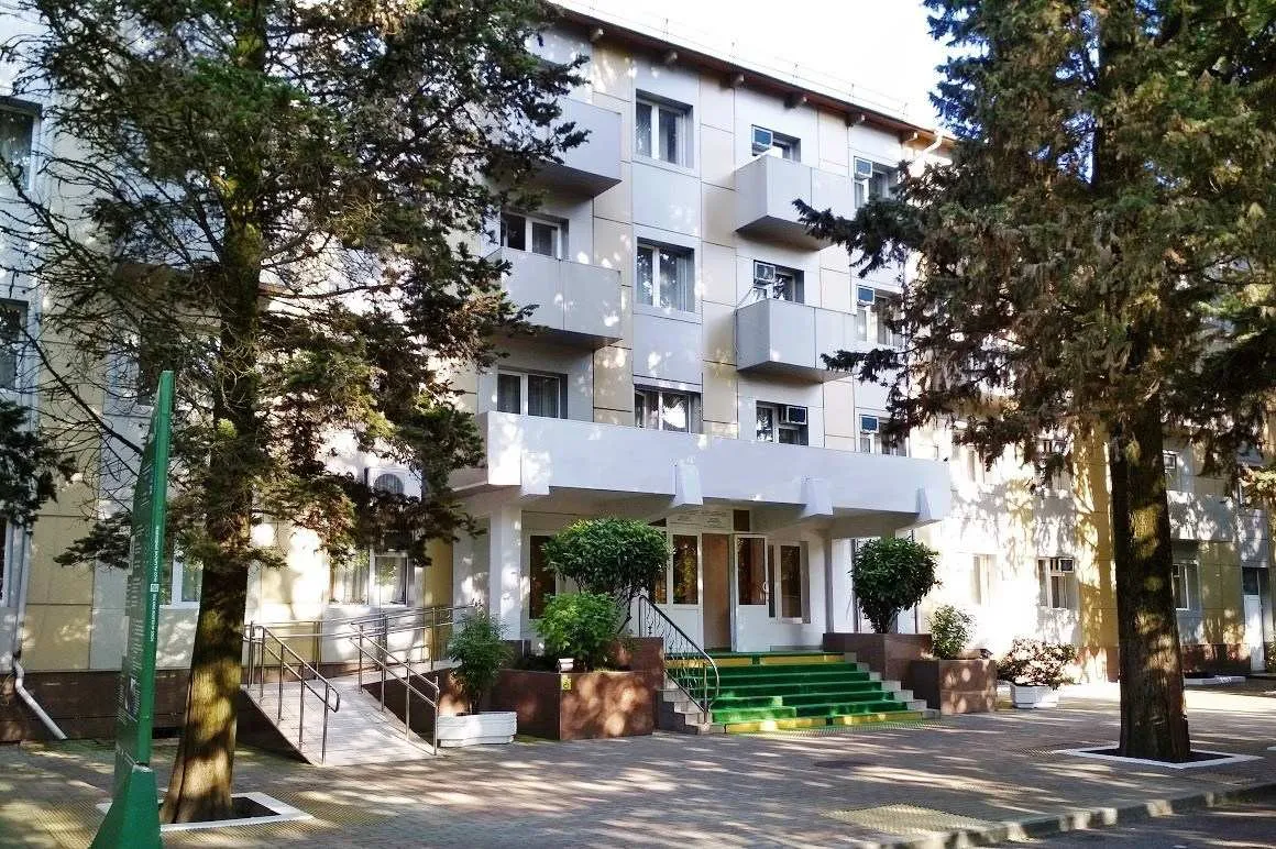 Красная Поляна: особенности летней аренды в горном кластере